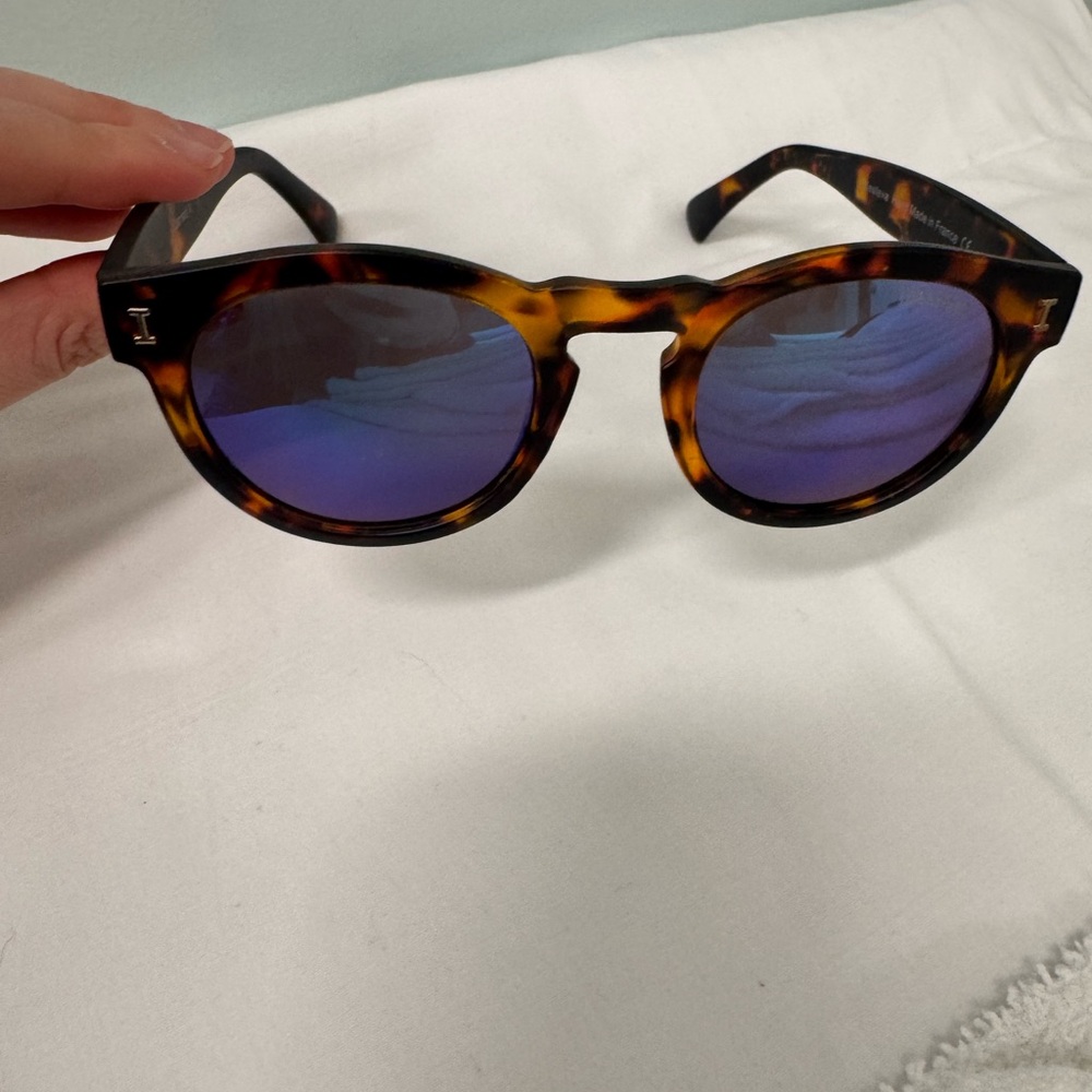 IIIesteva leopard print  sunglasses
